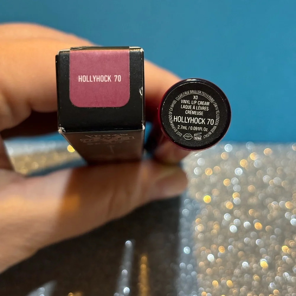 BNIB! Kat Von D XO Vinyl Lip Cream in Hollyhock 70 🌹 - Picture 3 of 8
